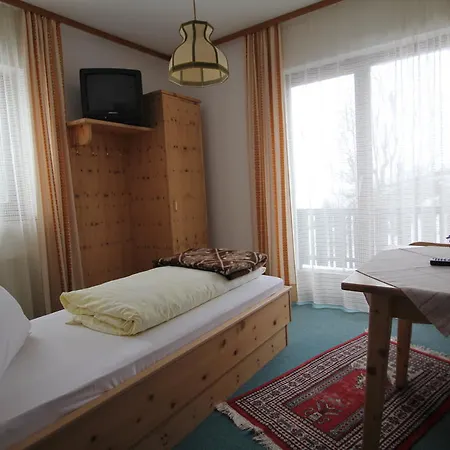 Гостьовий будинок Hubertushof Beim Roemerbad