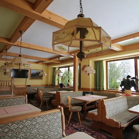 Гостьовий будинок Hubertushof Beim Roemerbad 2*