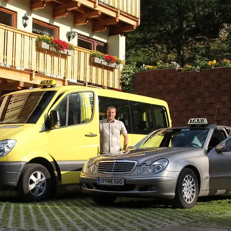 Hubertushof Beim Roemerbad بيت ضيافة 3*