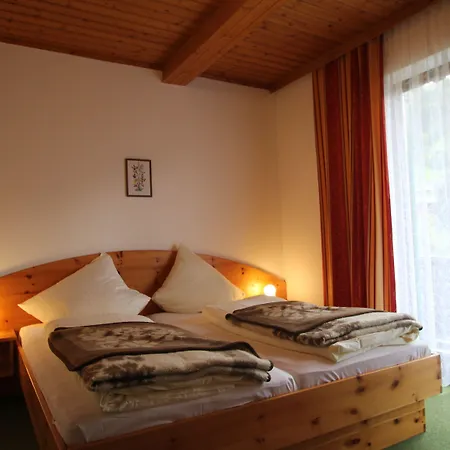 Hubertushof Beim Roemerbad 3* باد كلينكيرشهايم