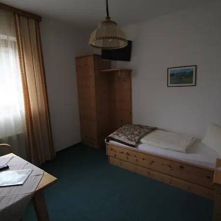 Гостьовий будинок Hubertushof Beim Roemerbad