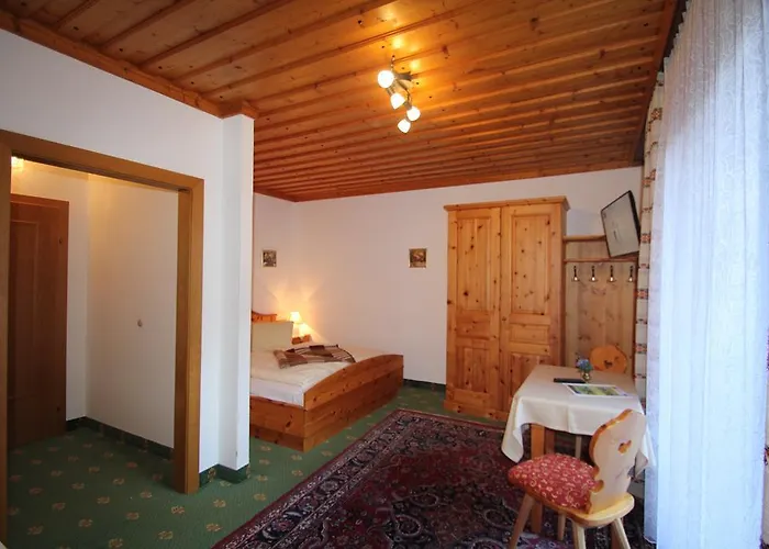 Hubertushof Beim Roemerbad 3*